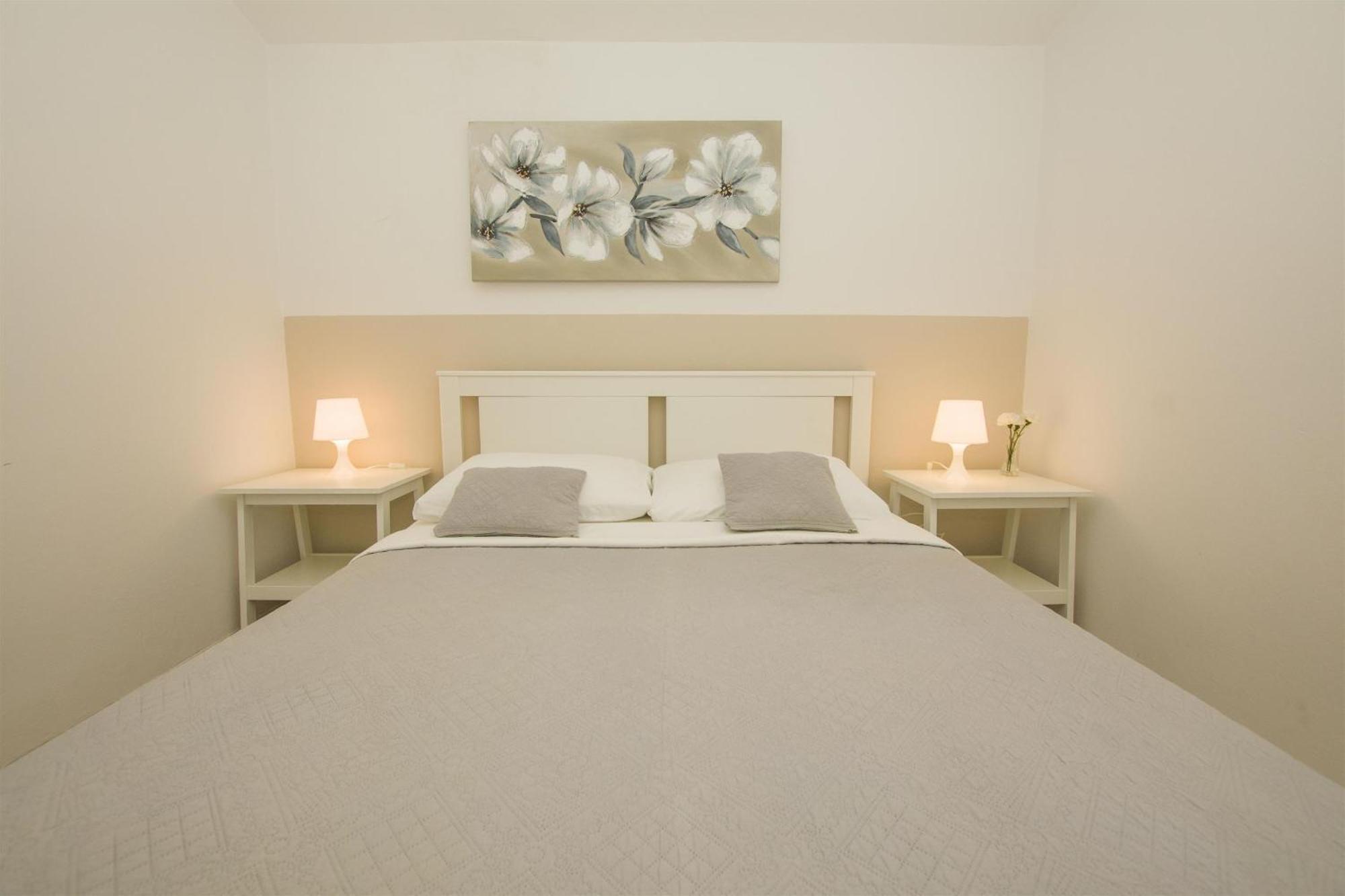 Apartments Josip Drage Ngoại thất bức ảnh